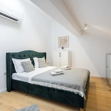 Apartment Luxury Lofts By Carmen Sylva *