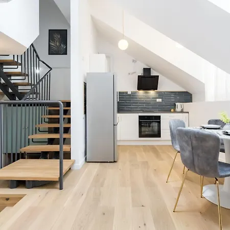 Luxury Lofts By Carmen Sylva Апартаменты