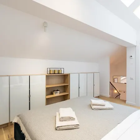 Luxury Lofts By Carmen Sylva Apartment