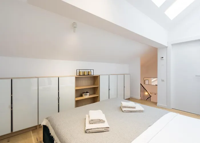 Luxury Lofts By Carmen Sylva شقة