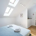 Luxury Lofts By Carmen Sylva *