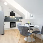 Luxury Lofts By Carmen Sylva *