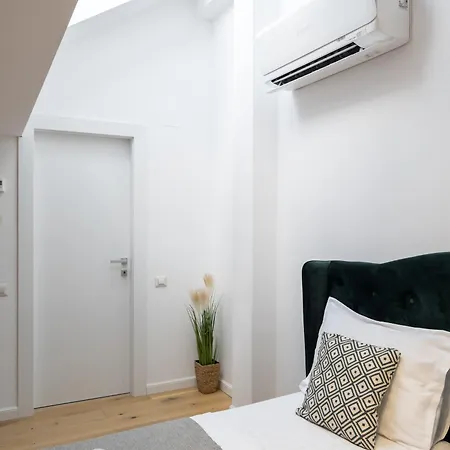 Luxury Lofts By Carmen Sylva Daire *